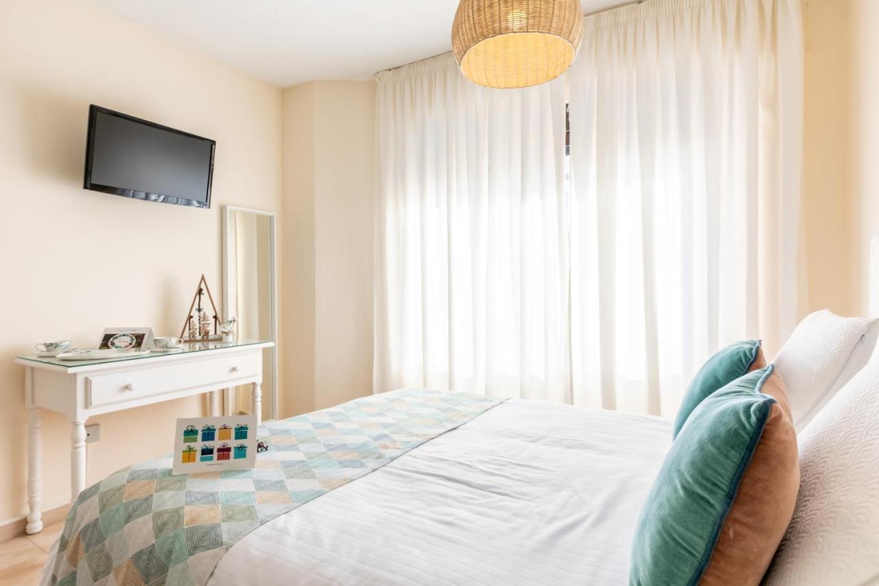 Suenos De Triana Apartment Sevilla Bagian luar foto